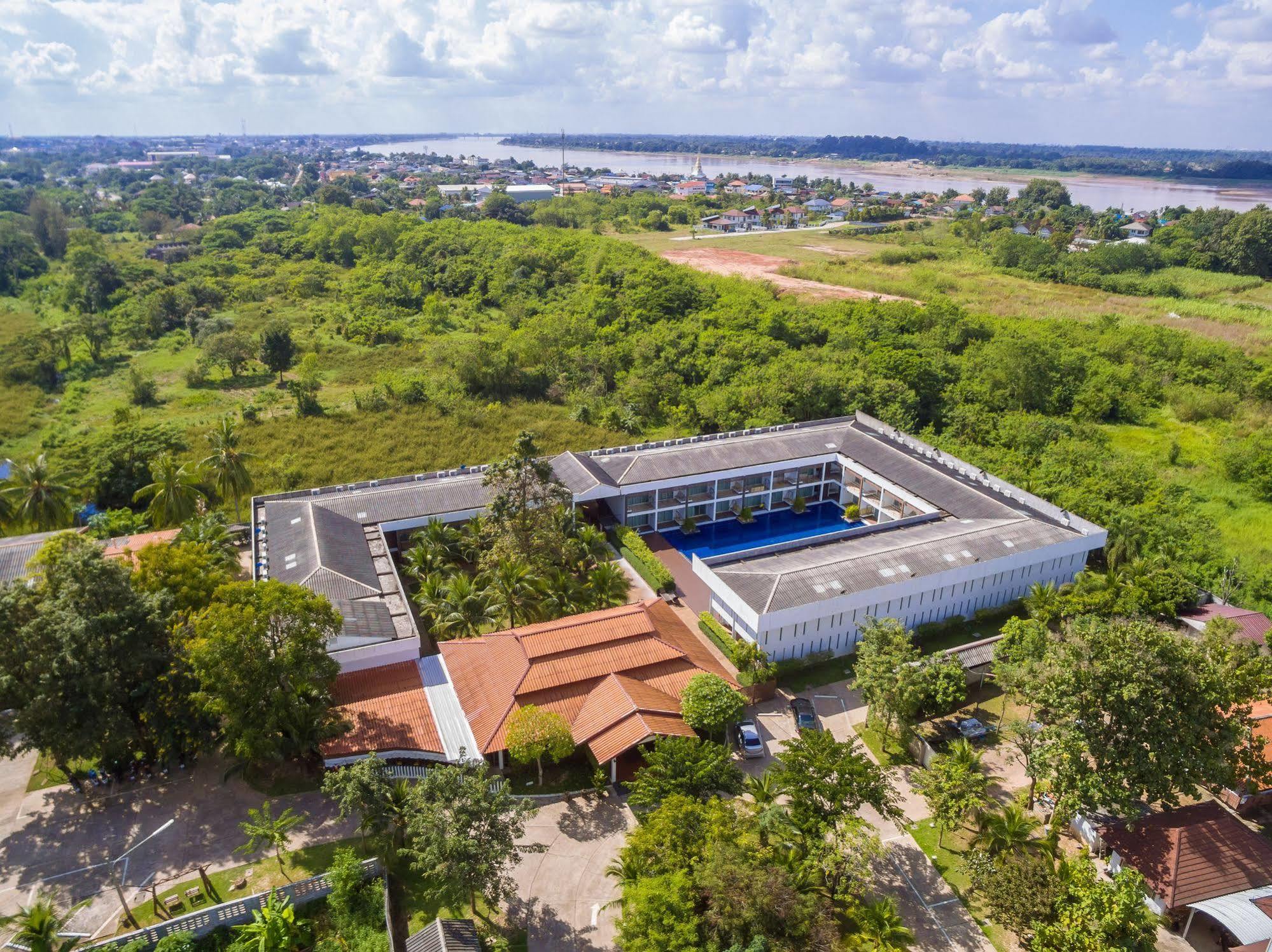 Vana Wellness Resort Nong Khai Buitenkant foto