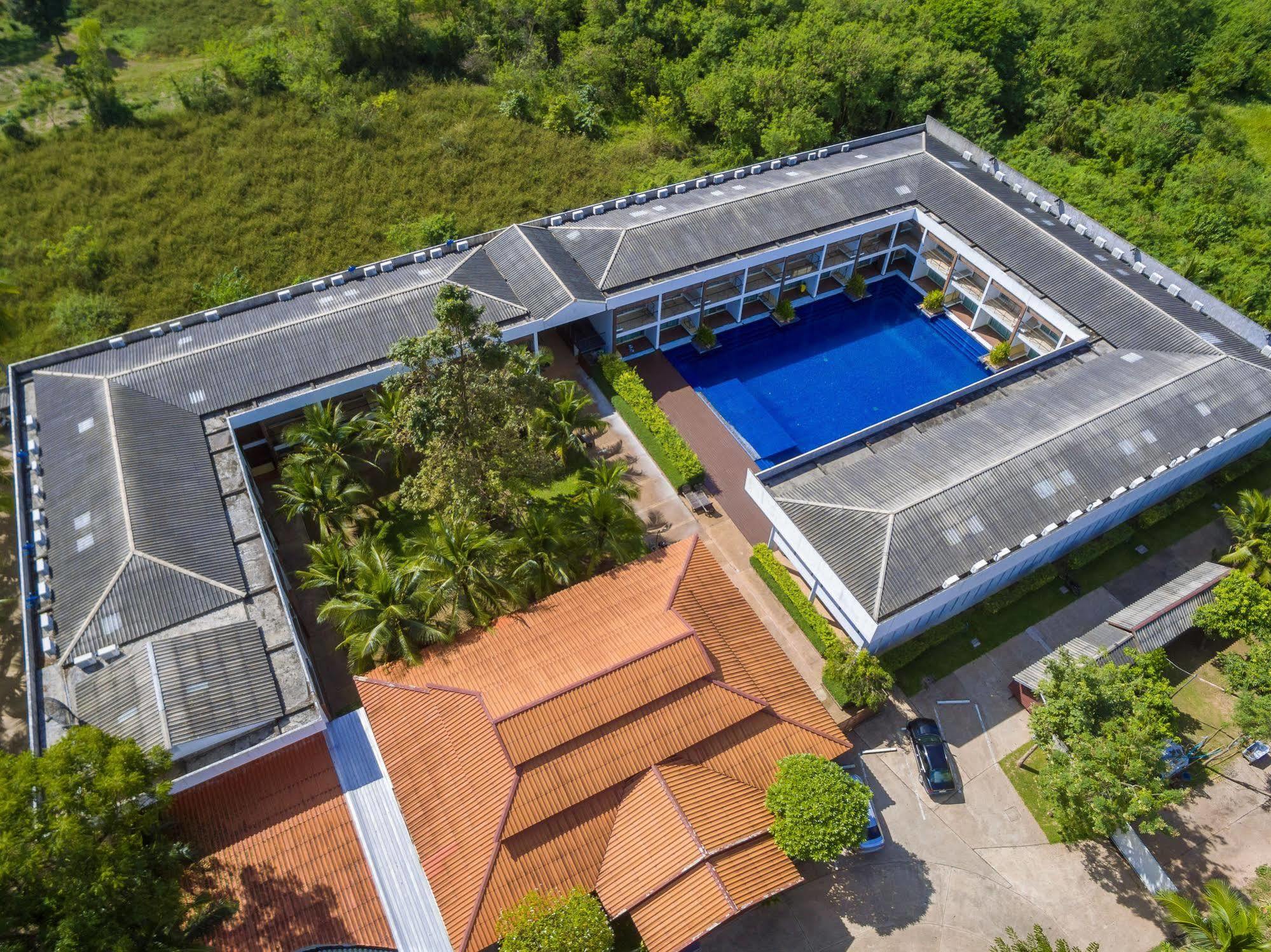 Vana Wellness Resort Nong Khai Buitenkant foto