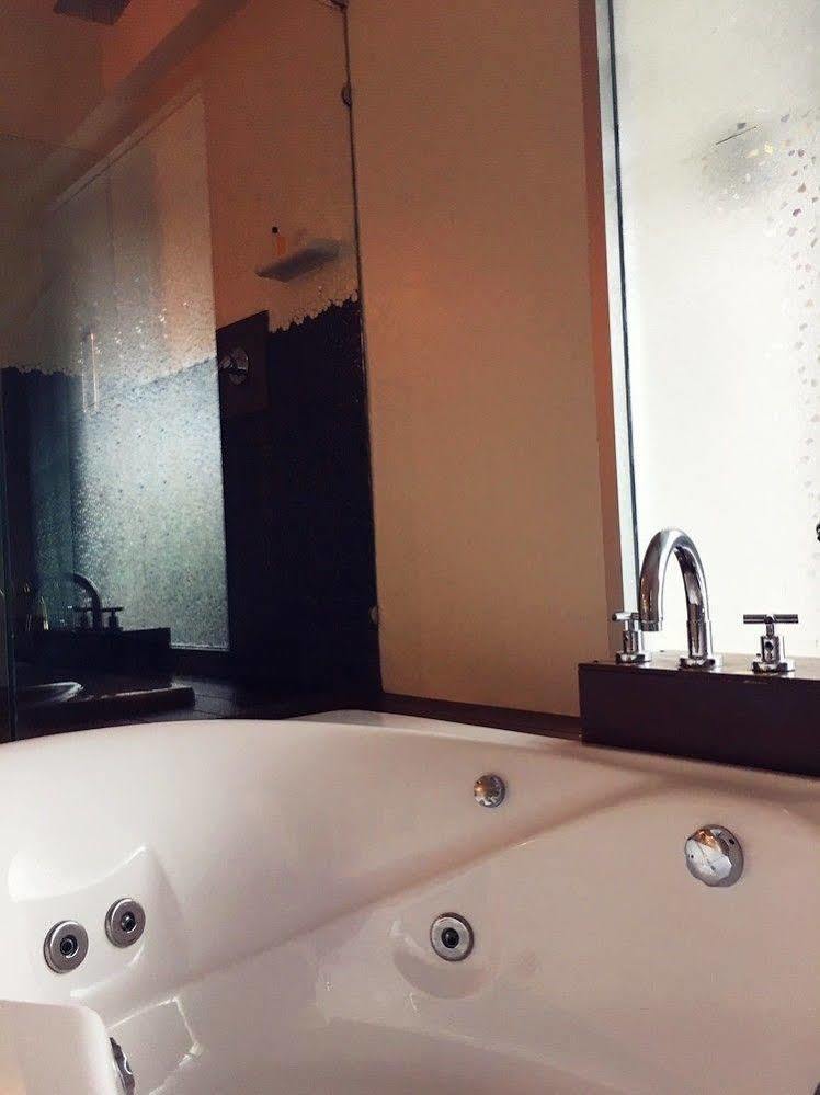 Vana Wellness Resort Nong Khai Buitenkant foto